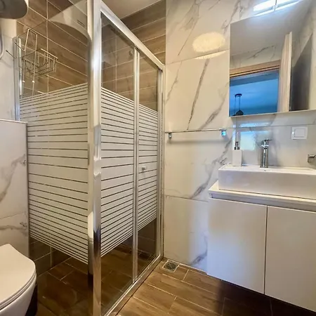 Chloe Complex By Horizon Homes