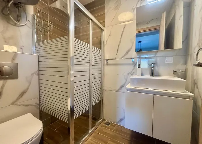 Chloe Comlex By Horizon Homes